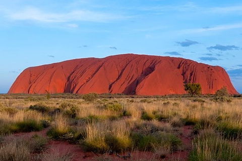 Alice Springs, Uluru Ayers Rock & Kings Canyon 8 Days Touring Package - Lennox Head Accommodation 0