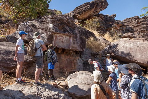 Arnhem Land Injalak Hill Full-Day Tour From Darwin - Lennox Head Accommodation 10