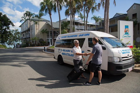 Airport Transfers - One Way Share Shuttle Service - Lennox Head Accommodation 2