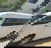 Airport Transfer to or fm Palm Cove accommodation for up to 13 people 7am-10pm - Lennox Head Accommodation