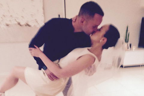 Elope In Paradise - Weddings At Mission Beach - Lennox Head Accommodation 0