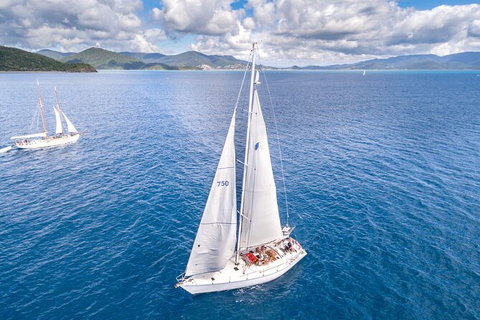 Small-Group Queensland Full-Day Sail Retreat Experience - Lennox Head Accommodation 6