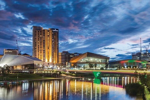 Arrival Private Transfers: Adelaide Airport ADL To Adelaide In Luxury Van - Lennox Head Accommodation 2