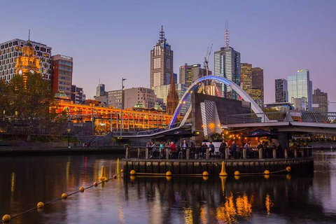 Melbourne Airport Transfers: Melbourne To Melbourne Airport MEL In Luxury Car - Lennox Head Accommodation 6