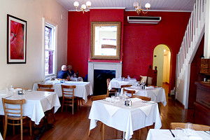 Black Ruby - Lennox Head Accommodation 0