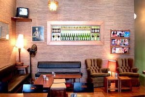 Kojo Brown - Lennox Head Accommodation 0
