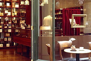 Koko Black - Lennox Head Accommodation 0