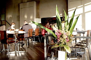 R Bar Restaurant Port Melbourne - Lennox Head Accommodation 0