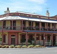 Railway Hotel - Lennox Head Accommodation