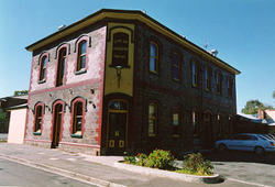 Earl Of Leicester Hotel - Lennox Head Accommodation 0