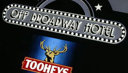Off Broadway Hotel - Lennox Head Accommodation 0