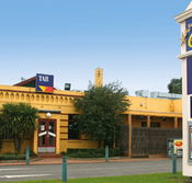 Castello's at Pakenham - Lennox Head Accommodation