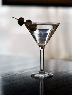 Nell's Cocktail Lounge - Lennox Head Accommodation 1