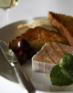 Bistro Moncur - Lennox Head Accommodation 1