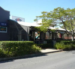 Forest Lake Hotel - Lennox Head Accommodation 1