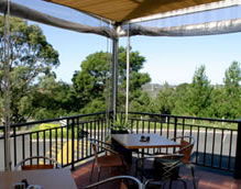 Cherry Hill Tavern - Lennox Head Accommodation 1
