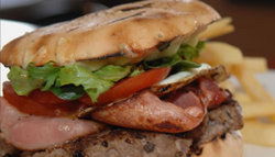 Hilton Hotel - Lennox Head Accommodation 2