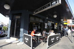 The Monkey Bar - Lennox Head Accommodation 1