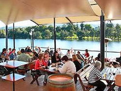 Regatta Bar - Log Cabin - Lennox Head Accommodation 3
