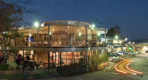 Castle Hill Tavern - Lennox Head Accommodation 0