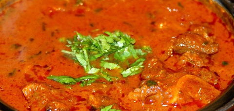 Des Indian Restaurants - Lennox Head Accommodation 1