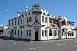 Alexander Hotel - Lennox Head Accommodation 0