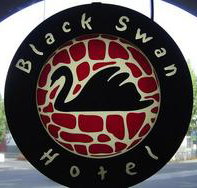 Black Swan Hotel - Lennox Head Accommodation