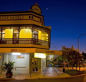 The Club Hotel - Lennox Head Accommodation