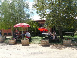 Albion Hotel Swifts Creek - Lennox Head Accommodation 2