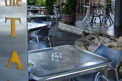 The Tap On Mitchell - Home Of The Fishbowl Cocktail - Lennox Head Accommodation 3