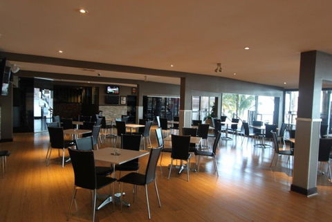 The Beachcomber Hotel - Lennox Head Accommodation 3