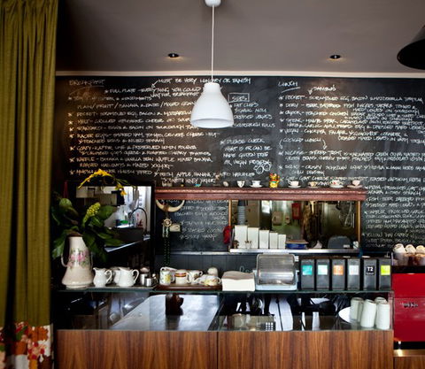 A Bite To Eat, A Drink As Well - Lennox Head Accommodation 0