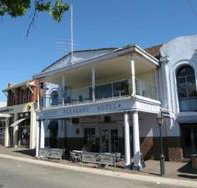 Mount Pleasant Hotel - Lennox Head Accommodation