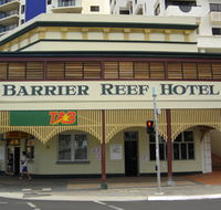The Barrier Reef Hotel - Lennox Head Accommodation