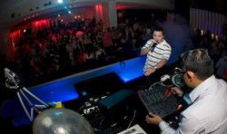 Onyx Bar - Lennox Head Accommodation 1