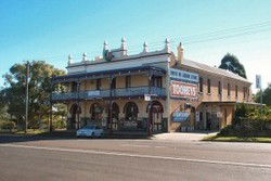 Caledonia Hotel - Lennox Head Accommodation 3