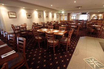 Hibernian Hotel Beechworth - Lennox Head Accommodation 2