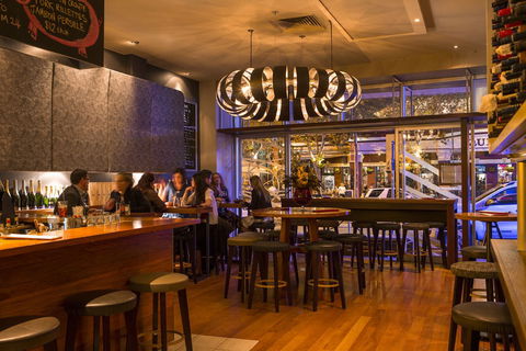 Must Winebar - Lennox Head Accommodation 1
