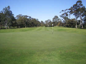 Maffra VIC Lennox Head Accommodation