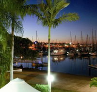 Royal Queensland Yacht Squadron - Lennox Head Accommodation