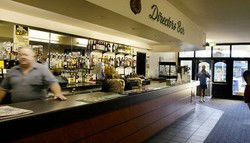 Regents Park Hotel - Lennox Head Accommodation 1