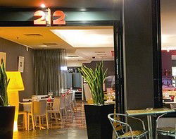 212 Restaurant And Cocktail Bar - Lennox Head Accommodation 2