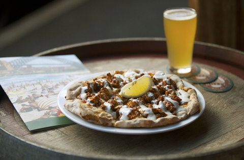 The Australian Hotel - Lennox Head Accommodation 1