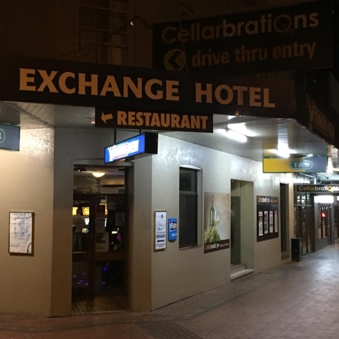 Exchange Hotel - Lennox Head Accommodation 2