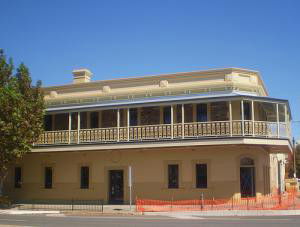 The British Hotel - Lennox Head Accommodation 0
