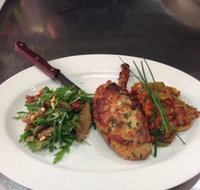 Edinburgh Hotel amp Cellars - Lennox Head Accommodation