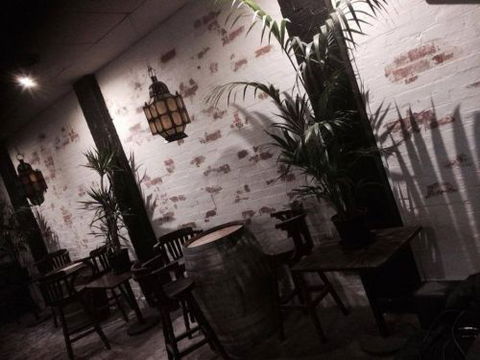 Luxor Bar - Lennox Head Accommodation 2