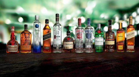 Crown Larger Bar - Lennox Head Accommodation 2