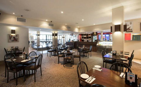 Palm Beach Hotel - Lennox Head Accommodation 1