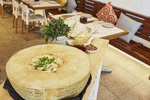 Flaming Cheese Wheel And Wine Experience: Broadway - Lennox Head Accommodation 0